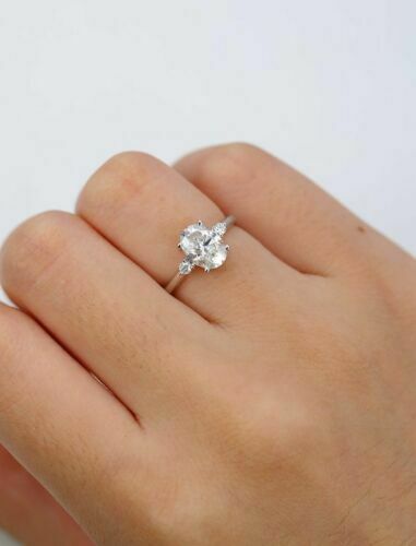 2 Carat Oval Cut Diamond Engagement Ring for Women, Three Stone ring, Wedding Ring