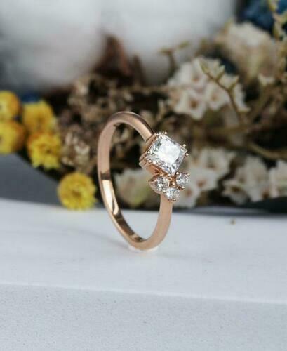 1 Carat Princess Cut Diamond Engagement Ring for Women, Cluster Ring, Wedding Ring, Anniversary Gifts