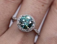2.5 Carat Green Round Cut Diamond Engagement Ring for Women, Christmas Gifts, Wedding Ring, Halo Ring