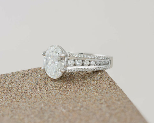 2 Carat Oval Cut Diamond Engagement Ring for Women, Wedding Ring, Christmas Gifts, Anniversary Gifts