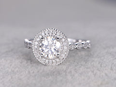 1 Carat Round Cut Diamond Engagement Ring for Women, Halo Ring, Wedding Ring